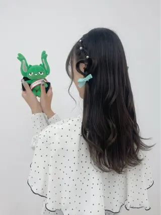 ロング ヘアアレンジ CARELLY Rukaのマツエク・マツパデザイン