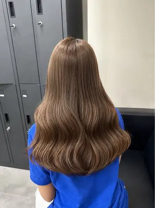 カラー 松本 るりのヘアスタイル