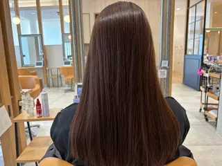 ロング カラー かわにし ゆきのヘアスタイル
