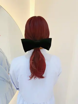 ロング カラー ヘアアレンジ 透明感カラー🩵 レイヤーカットYUIのヘアスタイル