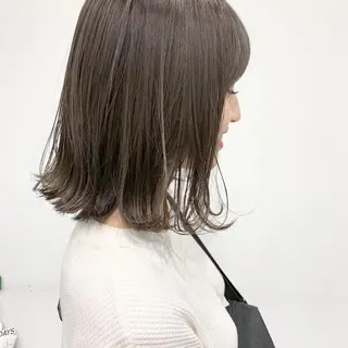 ミディアム カラー Teramura Kaoriのヘアスタイル