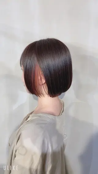 ショート カラー 石木 美緒奈のヘアスタイル