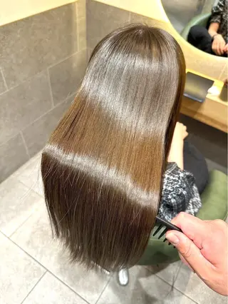 ロング カラー パーマ 色落ちまで盛れる 💟まなみのヘアスタイル