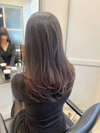 セミロング 【ただの天才 🎨】のヘアスタイル