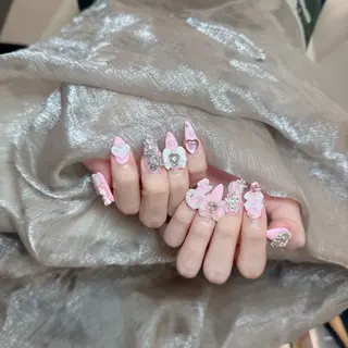 ネイル Lenie Nail Salonのネイルデザイン