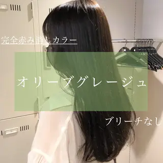 ロング カラー ハイトーン×レイヤー カットTAKUMIのヘアスタイル