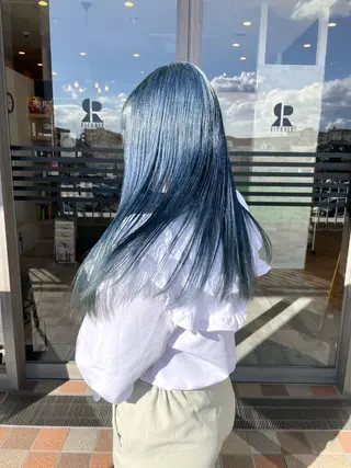 ロング カラー 田中   麗彩也のヘアスタイル