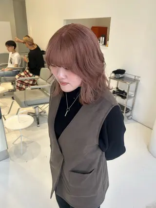 ミディアム カラー 大長 広菜のヘアスタイル