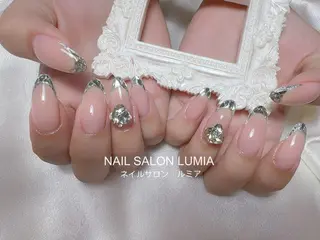 ネイル ネイルサロン ルミア Lumia 店長施術のネイルデザイン