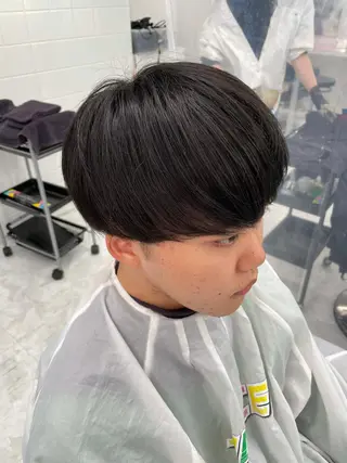 ミディアム カラー パーマ ヘアアレンジ メンズ キッズ メンズ特化美容師 aiの眉毛・アイブロウイメージ