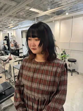 セミロング 新宿/顔周りカット +レイヤー=しずく♩のヘアスタイル