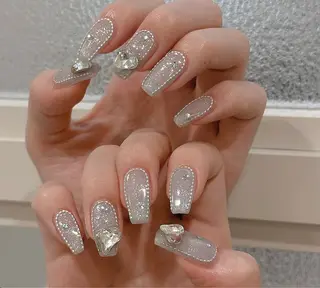 ネイル HIN NAILのネイルデザイン