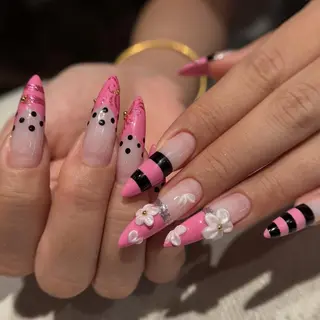 ネイル 🎀 NaNa_nailのネイルデザイン