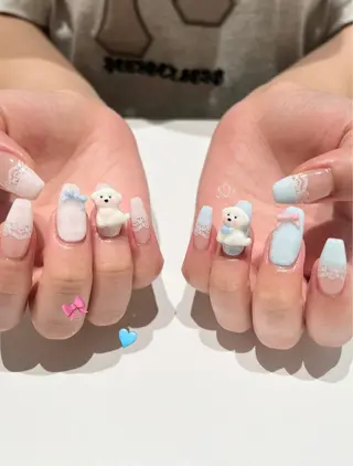 ネイル nailist mana𖤐´-のネイルデザイン