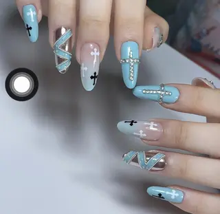 ネイル Pure&Rich Nailのネイルデザイン