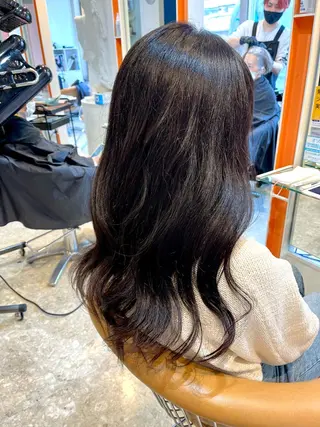 セミロング カラー うしだ かおるのヘアスタイル