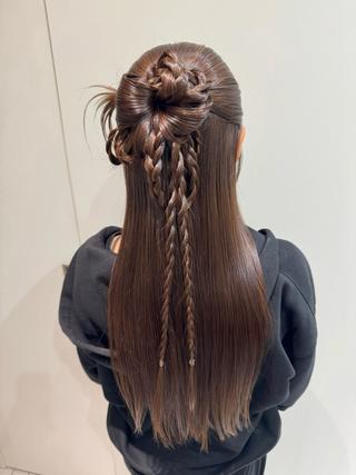 ロング 三輪 恭平のヘアスタイル