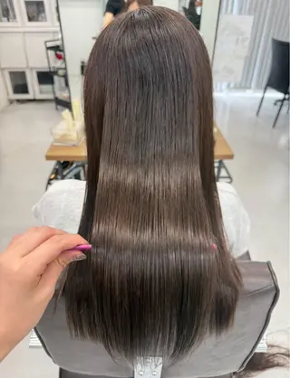 セミロング 榎本 雪来のヘアスタイル