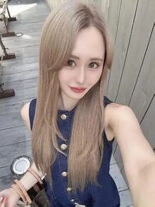 カラー ロング ヘアアレンジ エクステ¥5000 LuciAカラーのヘアスタイル
