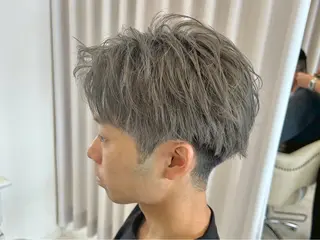 ショート センターパート 韓国ヘア・綾也のヘアスタイル