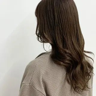 セミロング カラー パーマ ヘアアレンジ メンズ キッズ ネイル マツエク・マツパ レイヤーカット/ 巻ける縮毛矯正のヘアスタイル