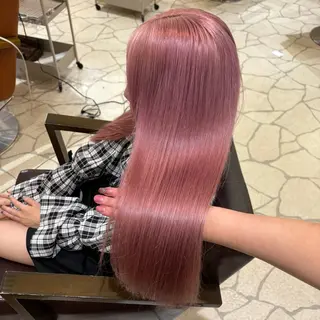 ロング カラー 加藤 麻夢のヘアスタイル