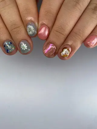 ネイル MIKA 🍊のネイルデザイン