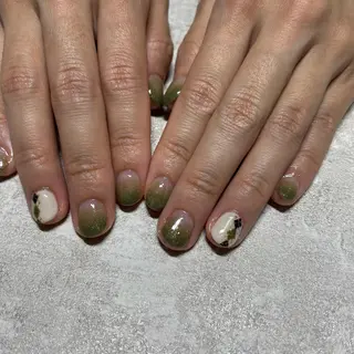 ネイル MIORA︎ マツエク×ネイルのネイルデザイン