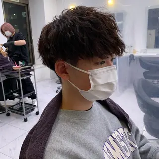 ショート カラー パーマ メンズ メンズパーマ特化 TAIGAのヘアスタイル