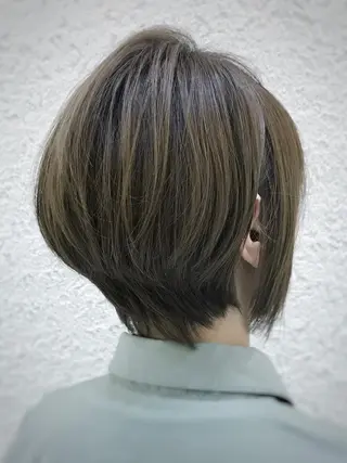 ショート カラー ビビデ枚方店 店長 濵添 健太郎のヘアスタイル