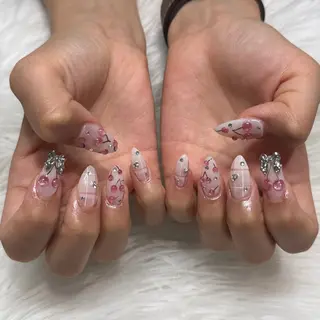 ネイル 💖𝓜𝓲𝓸 /8月予約受付中💖のネイルデザイン