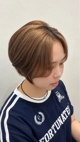 ショート 岡野 豪のヘアスタイル
