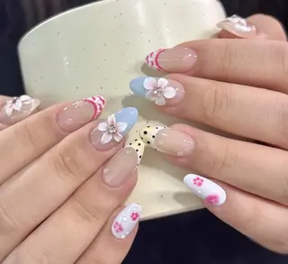 ネイル Pure&Rich Nailのネイルデザイン