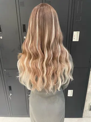 ロング カラー ヘアアレンジ TATSUYA アートディレクターのヘアスタイル