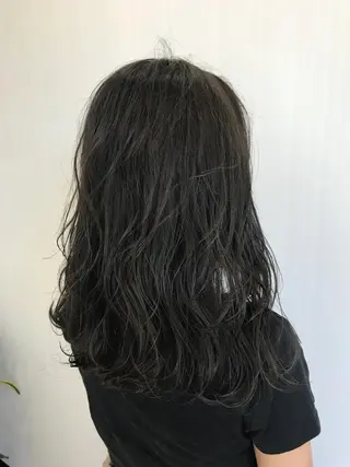 ロング カラー 太田 陽介のヘアスタイル