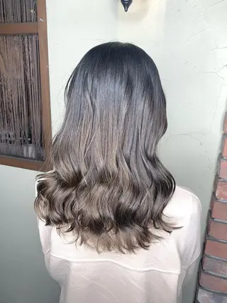 ミディアム カラー パーマ ヘアアレンジ メンズ キッズ ネイル マツエク・マツパ 髪質改善 艶髪🔵フセナオヤのヘアスタイル