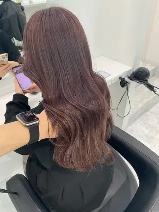 セミロング カラー センターパート特化 井上健太のヘアスタイル