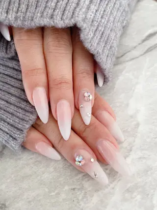 ネイル 前田 りかのネイルデザイン