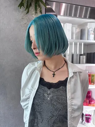 セミロング カラー ヘアアレンジ color.nail 🫧ionaのネイルデザイン