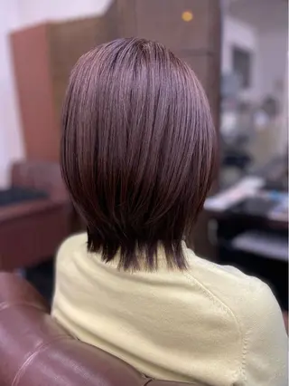 ミディアム カラー 沢田 瞳のヘアスタイル