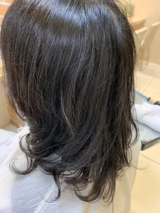ミディアム パーマ 副店長 星野 梨南葉のヘアスタイル