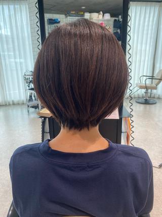 ショート SALOWIN◽ Ichika のヘアスタイル