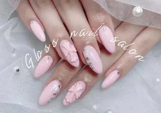 ネイル アヤカ☘️Gloss nailのネイルデザイン