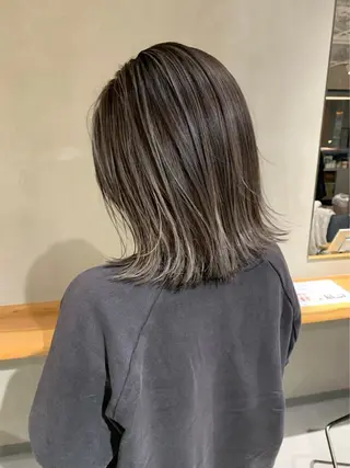 ミディアム mei🪽 カラー/パーマモデルのヘアスタイル
