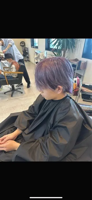 カラー メンズ Agu peachのヘアスタイル