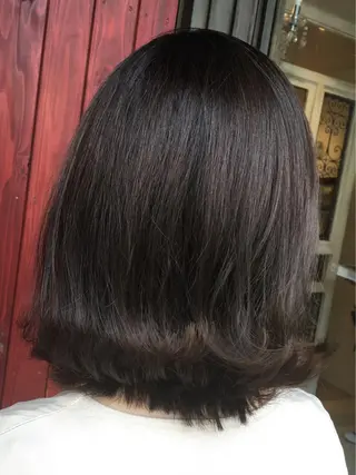 ミディアム カラー plaatje 義見のヘアスタイル