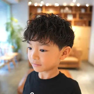 ショート パーマ メンズ キッズ メンズヘア/髪質改善 上野 聖斗🌱‬‪のヘアスタイル