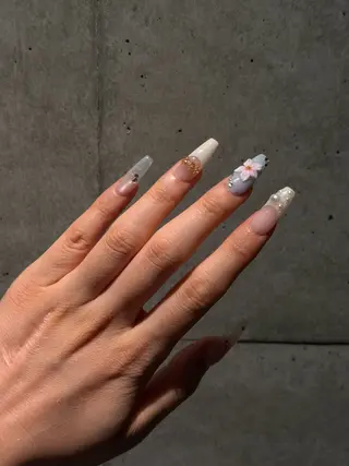 ネイル with hues AYAのネイルデザイン