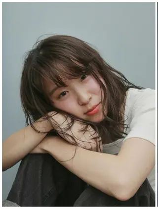 ミディアム カラー はばすみれ🎀ﾈｲﾙ 光ﾌｪｲｼｬﾙ ﾍｱのネイルデザイン