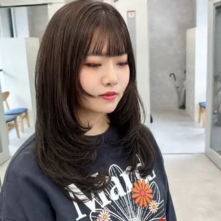 セミロング カラー NUMBER_ ユイナのヘアスタイル